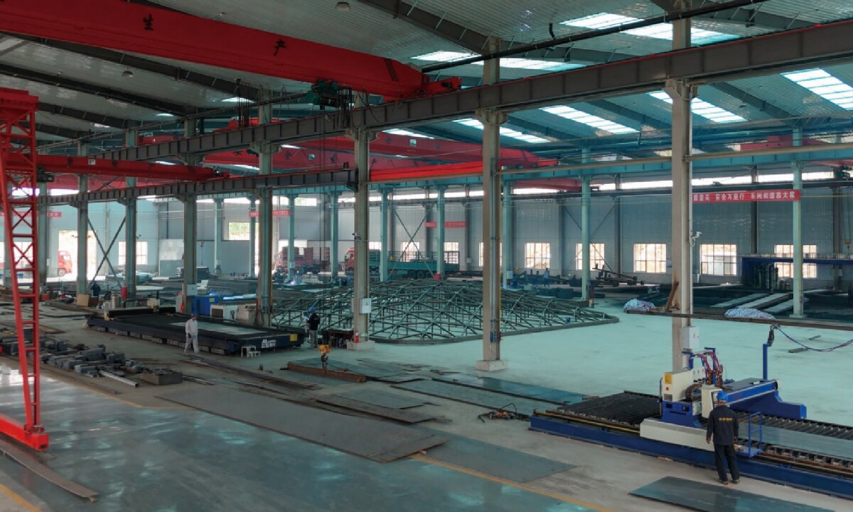 信橋鋼結(jié)構(gòu)：20000W激光切割機(jī)等大型設(shè)備彰顯實(shí)力！(圖2)
