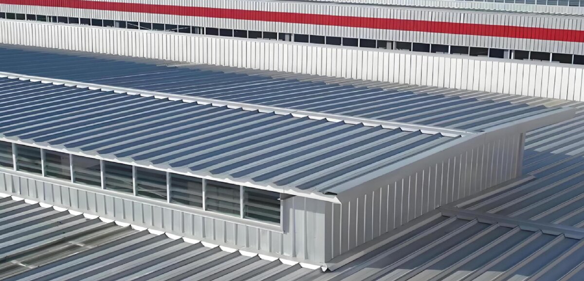 鋼結(jié)構(gòu)車(chē)間褪色、銹蝕、滲漏等修繕三種方法！(圖6)